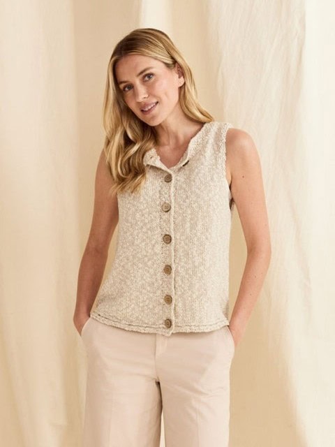 Leichtes Damen Stricktop mit Knöpfen aus Baumwolle und Leinen Leichtes Damen Stricktop mit Knöpfen aus Baumwolle und Leinen