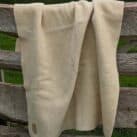 Kuscheldecke aus Wolle mittelgroß