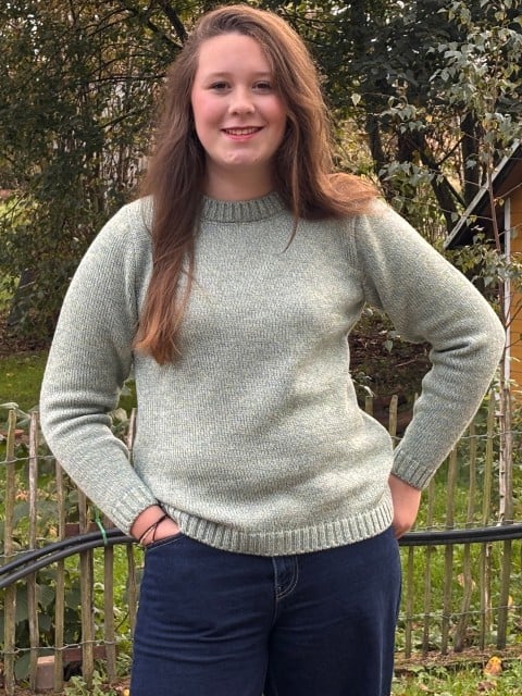 Leichter Pullover aus Merinowolle lindgrün Leichter Pullover aus Merinowolle lindgrün
