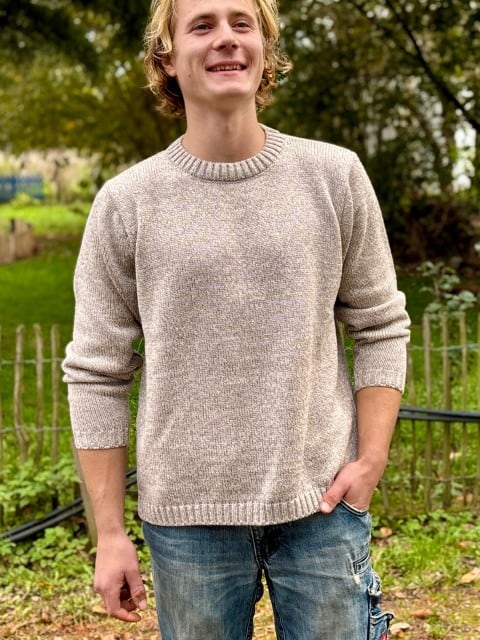 Leichter Pullover aus Merinowolle Natur Leichter Pullover aus Merinowolle Natur