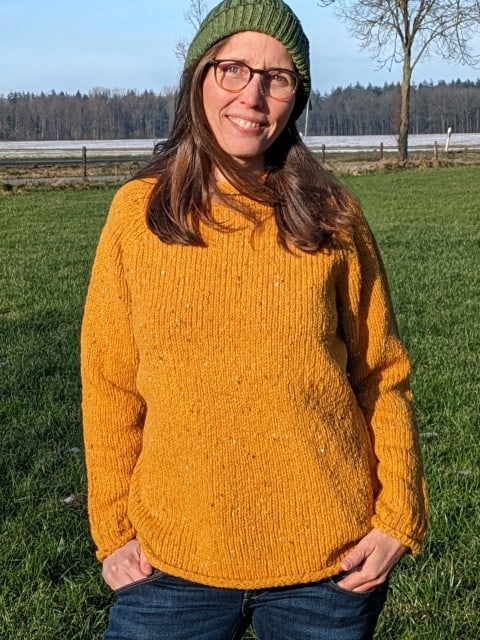 Damenpullover aus Wolle gelb Damenpullover aus Wolle gelb