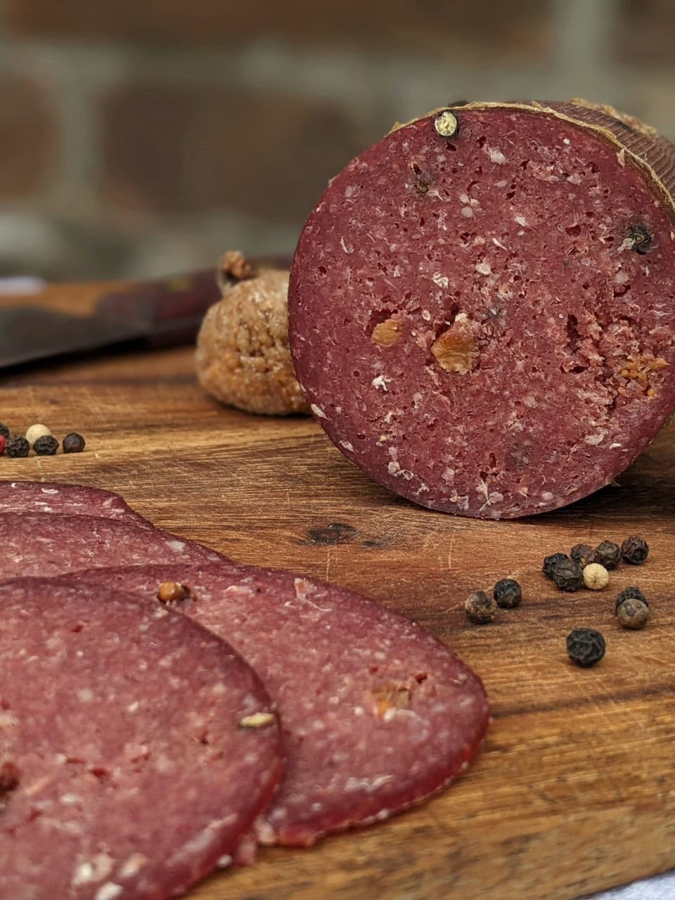 Salami vom Schaf mit Feige und Pfeffer Salami vom Schaf mit Feige und Pfeffer