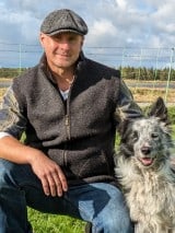 Stehkragenweste Anthrazit aus Wolle von Vorne