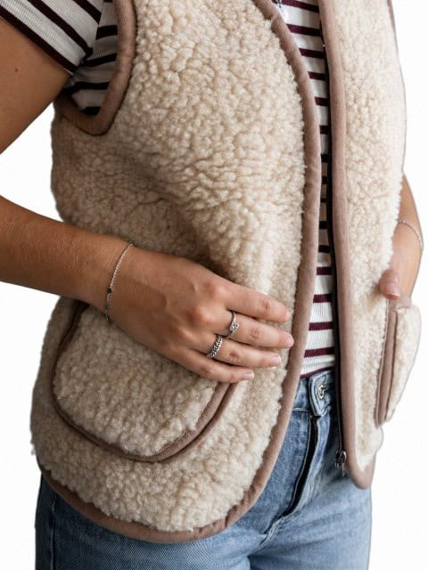 Wollweste beige mit Taschen Wollweste beige mit Taschen